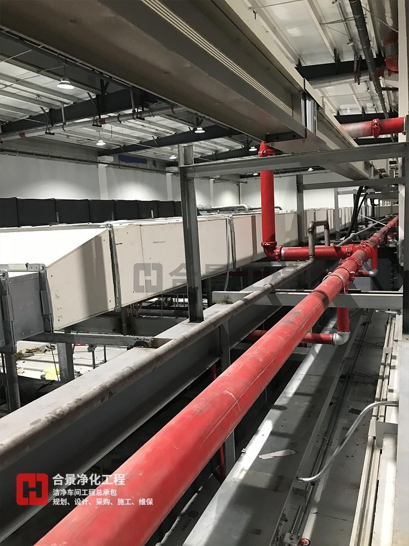 鋰電池?zé)o塵車(chē)間廠房建設(shè)施工中